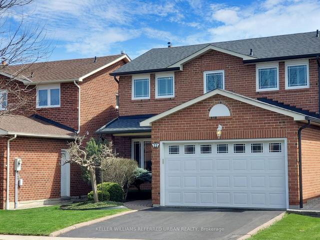 22 Berwick Ave, House detached with 4 bedrooms, 4 bathrooms and 4 parking in Brampton ON | Image 23