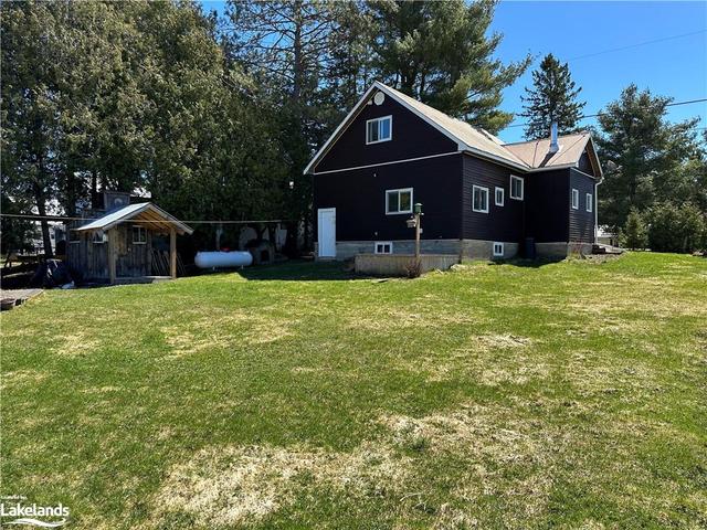 17 East Road, House detached with 2 bedrooms, 2 bathrooms and 3 parking in Parry Sound, Unorganized, Centre Part ON | Image 11