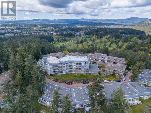404 - 940 Boulderwood Rise, Condo with 2 bedrooms, 2 bathrooms and 1 parking in Saanich BC | Image 47