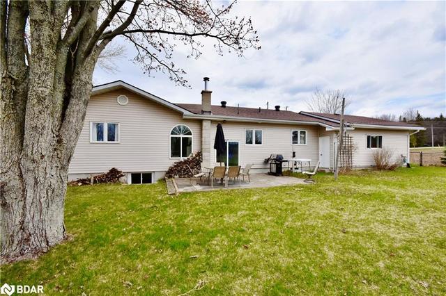 177 Balm Beach Road W, House detached with 4 bedrooms, 2 bathrooms and null parking in Tiny ON | Image 10