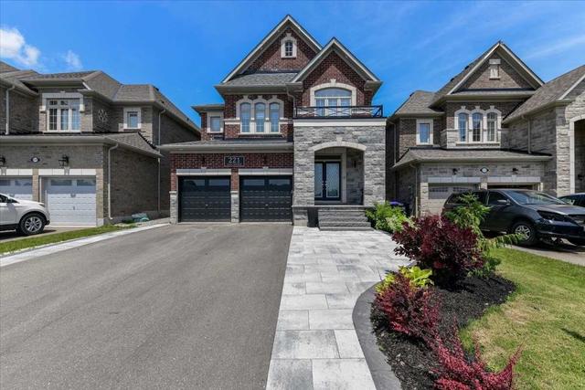 221 Gray Ave, House detached with 4 bedrooms, 4 bathrooms and 6 parking in New Tecumseth ON | Image 1