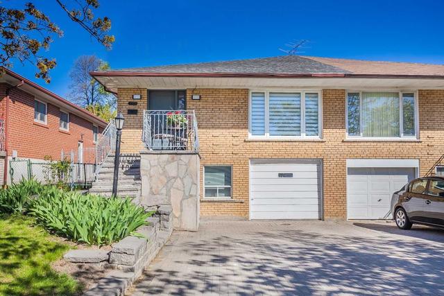 3352 Cardross Rd, House semidetached with 3 bedrooms, 2 bathrooms and 4 parking in Mississauga ON | Image 27