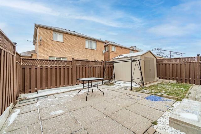 120 Saintsbury Cres, House semidetached with 3 bedrooms, 4 bathrooms and 4 parking in Brampton ON | Image 30