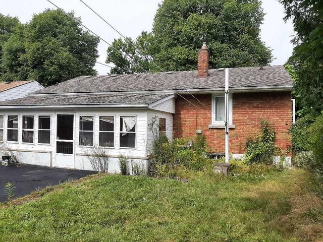 6290 Margaret St, House detached with 3 bedrooms, 2 bathrooms and 7 parking in Niagara Falls ON | Image 13