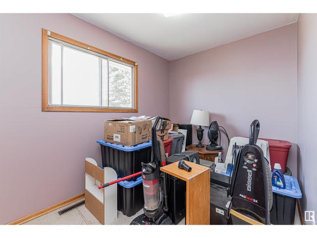 214 6th St, House detached with 4 bedrooms, 1 bathrooms and null parking in Thorhild County AB | Image 17