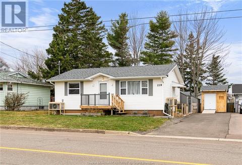 219 Buckingham Ave, House detached with 3 bedrooms, 1 bathrooms and null parking in Riverview NB | Card Image