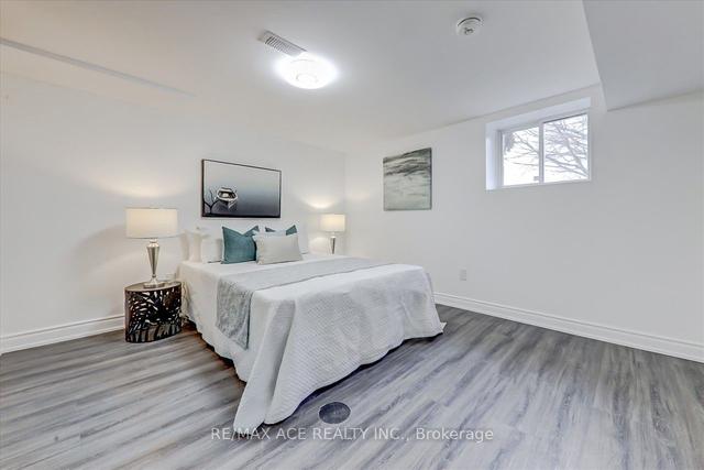 35 Vauxhall Dr, House detached with 3 bedrooms, 4 bathrooms and 3 parking in Toronto ON | Image 30