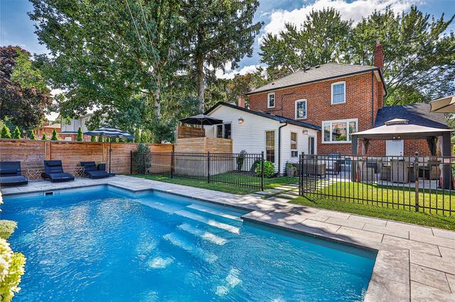 182 King St, House detached with 3 bedrooms, 2 bathrooms and 3 parking in Toronto ON | Image 18