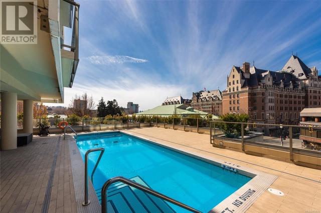 402 - 708 Burdett Ave, Condo with 2 bedrooms, 2 bathrooms and 1 parking in Victoria BC | Image 24