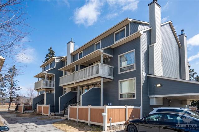 47b - 802 St Andre Drive, House attached with 2 bedrooms, 2 bathrooms and 1 parking in Ottawa ON | Image 1