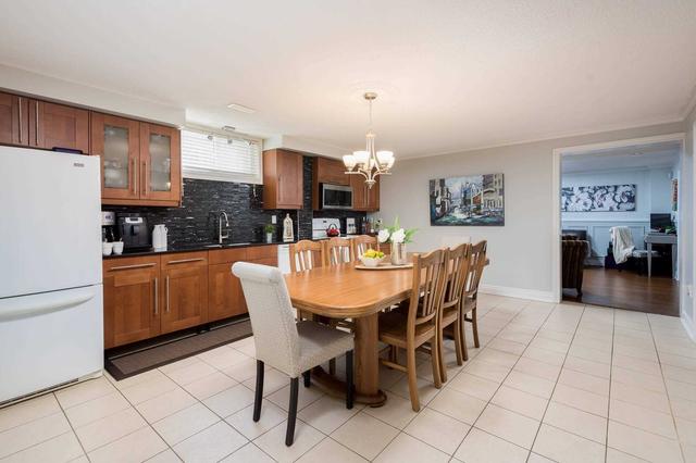 81 Willis Rd, House detached with 3 bedrooms, 3 bathrooms and 6 parking in Vaughan ON | Image 18