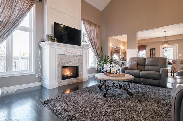 167 Grandville Circle, House detached with 3 bedrooms, 2 bathrooms and 6 parking in Brant ON | Image 11