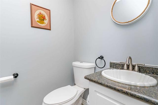293 Tragina Ave N, House detached with 3 bedrooms, 3 bathrooms and 2 parking in Hamilton ON | Image 2