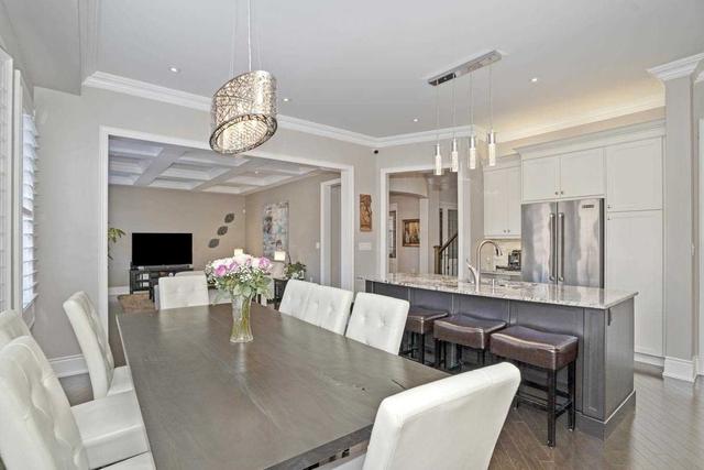 32 Venkata Dr, House detached with 4 bedrooms, 5 bathrooms and 6 parking in Vaughan ON | Image 10