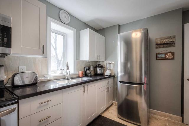 1531 Queen St E, House semidetached with 3 bedrooms, 4 bathrooms and 0 parking in Toronto ON | Image 11