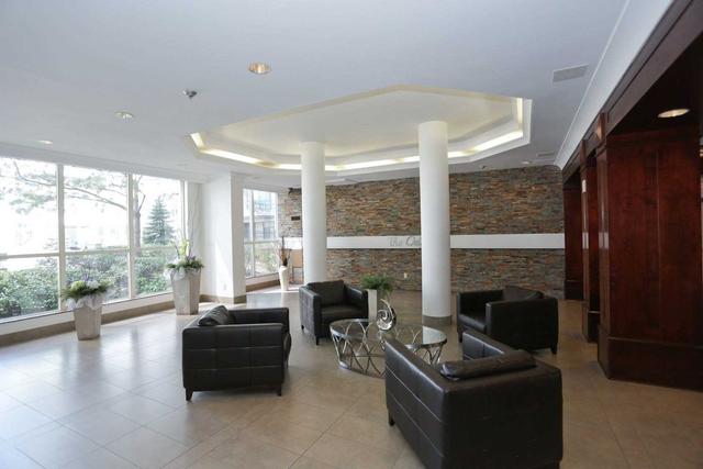 806 - 250 Webb Dr, Condo with 2 bedrooms, 2 bathrooms and 1 parking in Mississauga ON | Image 23