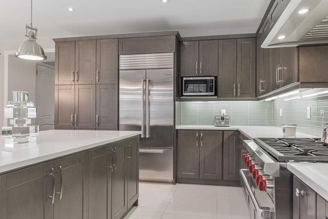 29 Balderson Dr, House detached with 4 bedrooms, 4 bathrooms and 8 parking in Vaughan ON | Image 5