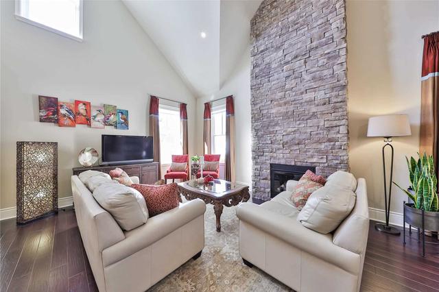9 Kirby St, House semidetached with 2 bedrooms, 3 bathrooms and 2 parking in Niagara on the Lake ON | Image 5