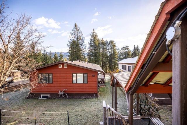 50 Cariboo Drive, House detached with 5 bedrooms, 3 bathrooms and 4 parking in Elkford BC | Image 4