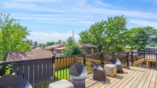 1094 a Warden Ave, House detached with 4 bedrooms, 5 bathrooms and 4 parking in Toronto ON | Image 32