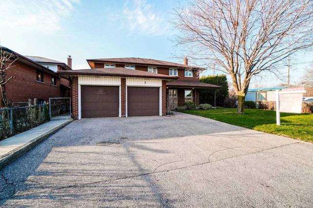2 Richgrove Dr, House detached with 9 bedrooms, 4 bathrooms and 6 parking in Toronto ON | Image 1