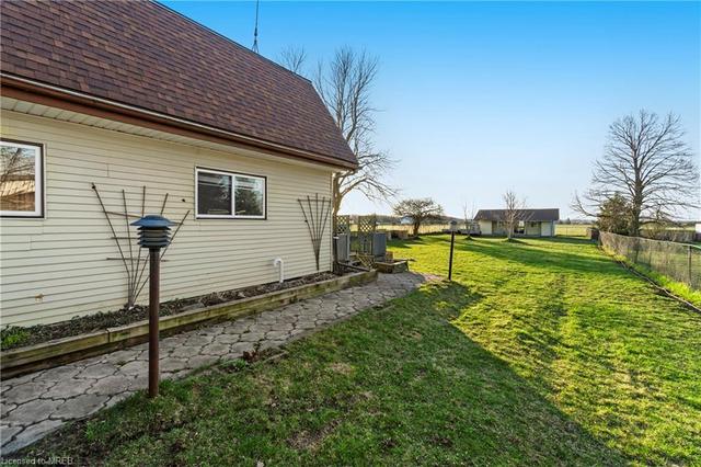 9622 Tenth Side Road, House detached with 5 bedrooms, 3 bathrooms and null parking in Erin ON | Image 34