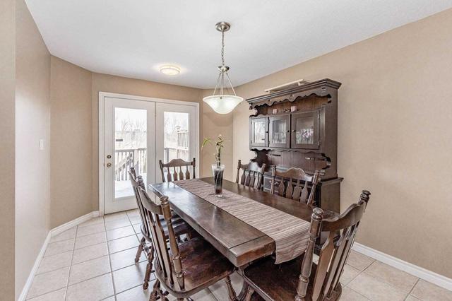 268 Carrington Dr, House detached with 3 bedrooms, 4 bathrooms and 3 parking in Guelph ON | Image 2