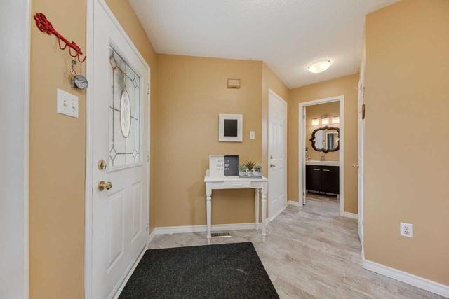 338 Emms Dr, House detached with 3 bedrooms, 2 bathrooms and 6 parking in Barrie ON | Image 35
