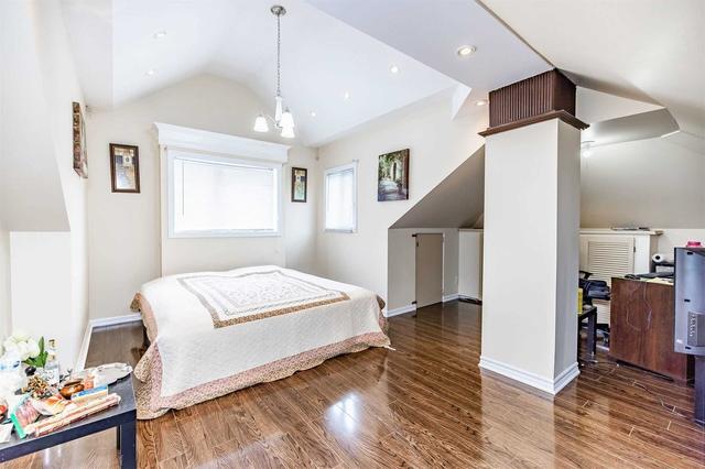 583 Burnhamthorpe Rd, House detached with 3 bedrooms, 3 bathrooms and 4 parking in Toronto ON | Image 18
