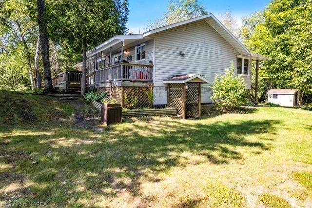 5399b Ardoch Road, House detached with 3 bedrooms, 1 bathrooms and 10 parking in North Frontenac ON | Image 17