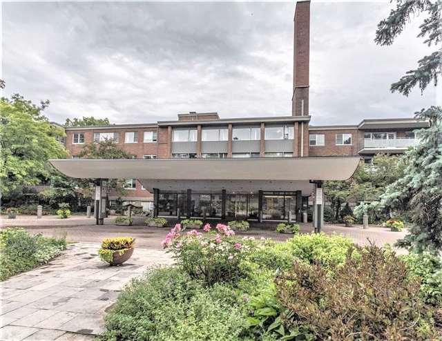 433 - 21 Dale Ave, Condo with 3 bedrooms, 3 bathrooms and 1 parking in Toronto ON | Image 2