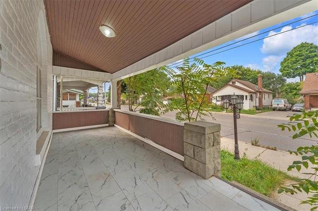 66 Adelaide Street S, House detached with 7 bedrooms, 3 bathrooms and 4 parking in London ON | Image 18