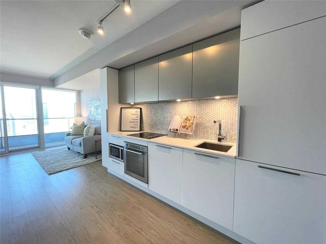 4010 - 85 Wood St, Condo with 1 bedrooms, 1 bathrooms and 0 parking in Toronto ON | Image 3