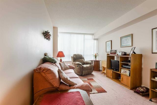 307 - 22 Hanover Rd, Condo with 2 bedrooms, 2 bathrooms and 2 parking in Brampton ON | Image 12
