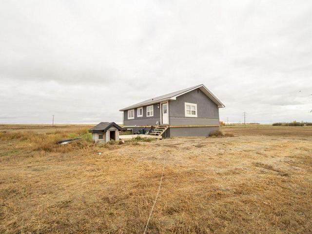 13498 Range Road 164, House detached with 2 bedrooms, 1 bathrooms and null parking in Taber MD AB | Image 28