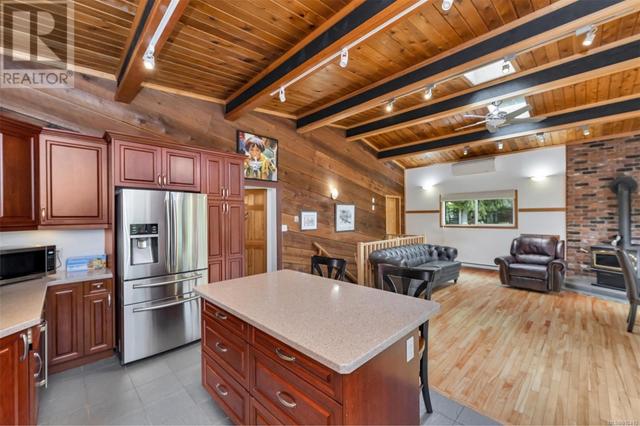 4024 Winchester Rd, House detached with 4 bedrooms, 4 bathrooms and 10 parking in North Cowichan BC | Image 65