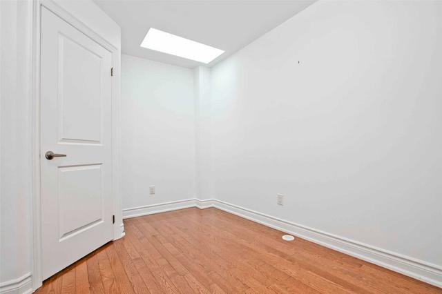 08 - 70 Hargrave Lane, Townhouse with 3 bedrooms, 3 bathrooms and 1 parking in Toronto ON | Image 23
