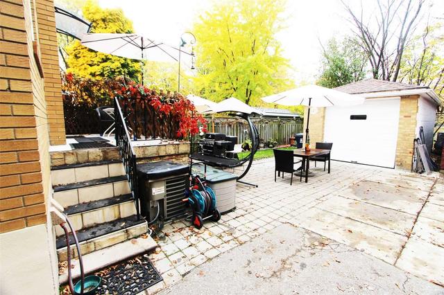 74 Thirteenth St, House detached with 3 bedrooms, 3 bathrooms and 4 parking in Toronto ON | Image 18