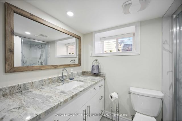 961 Lansdowne Ave, House semidetached with 5 bedrooms, 3 bathrooms and 2 parking in Toronto ON | Image 24