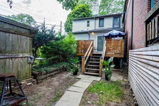 369 Ashdale Ave, House semidetached with 2 bedrooms, 2 bathrooms and 0 parking in Toronto ON | Image 26