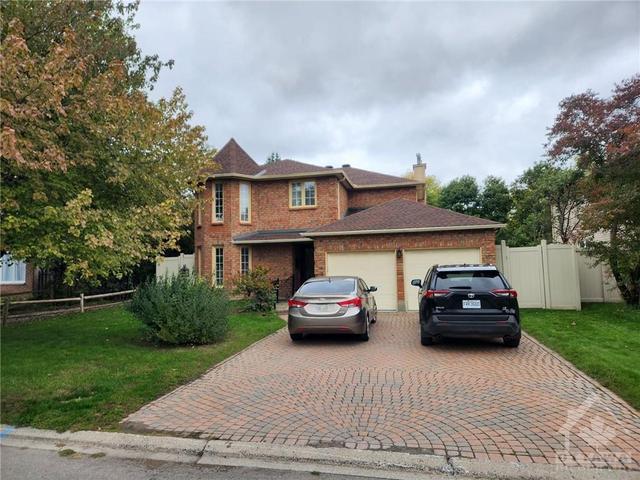 54 Huntsman Crescent, House detached with 5 bedrooms, 4 bathrooms and 6 parking in Ottawa ON | Card Image