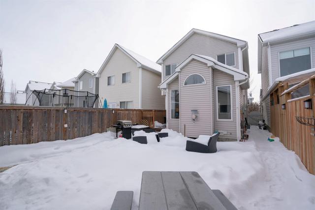 40 Prestwick Avenue Se, House detached with 4 bedrooms, 3 bathrooms and 2 parking in Calgary AB | Image 38