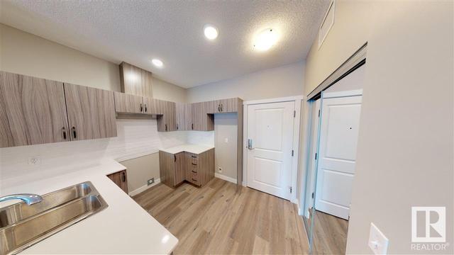 220 - 12804 140 Av Nw, Condo with 1 bedrooms, 1 bathrooms and 1 parking in Edmonton AB | Image 12