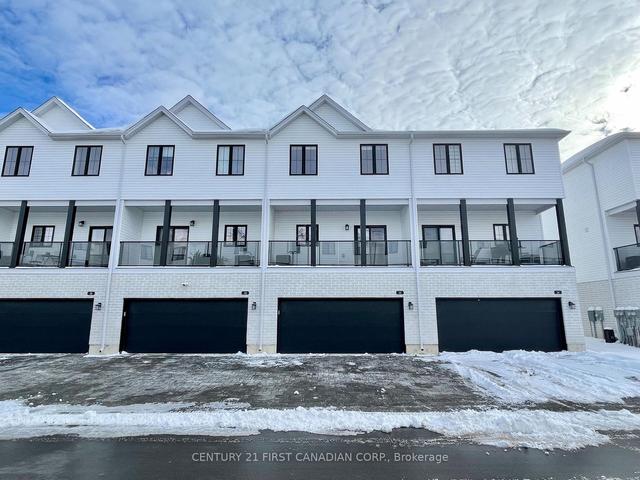 32 - 1781 Henrica Ave, Townhouse with 4 bedrooms, 4 bathrooms and 4 parking in London ON | Image 1