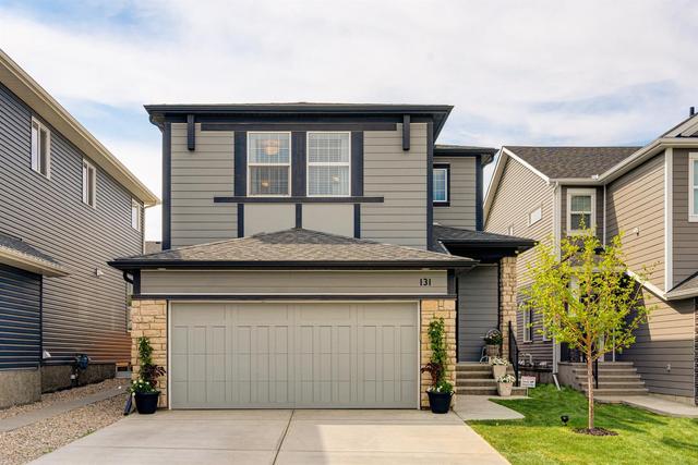 131 Legacy Heights Se, House detached with 3 bedrooms, 2 bathrooms and 4 parking in Calgary AB | Image 2