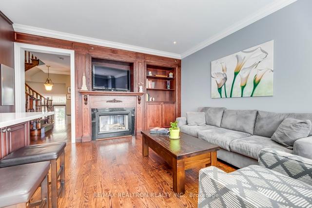 35 - 193 La Rose Ave, Townhouse with 2 bedrooms, 4 bathrooms and 2 parking in Toronto ON | Image 32