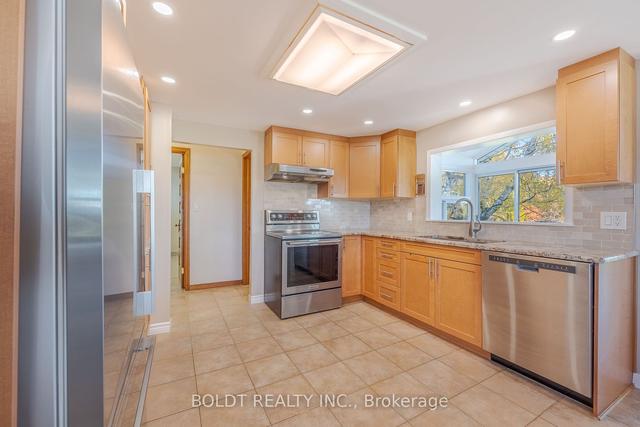 1602 Third Louth St, House detached with 4 bedrooms, 1 bathrooms and 7 parking in St. Catharines ON | Image 14