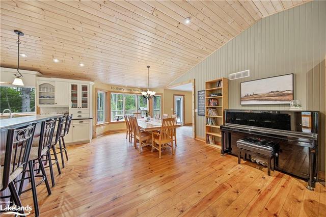 1140 Camel Lake Road, House detached with 6 bedrooms, 3 bathrooms and 22 parking in Muskoka Lakes ON | Image 27