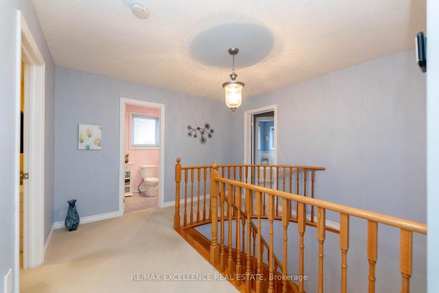 423 Mapleton Ave, House detached with 4 bedrooms, 3 bathrooms and 4 parking in Barrie ON | Image 13