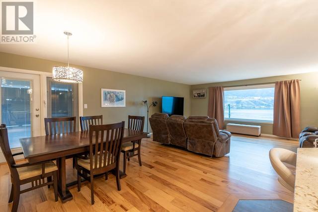 7715 Tronson Road, House detached with 5 bedrooms, 3 bathrooms and 6 parking in Vernon BC | Image 14